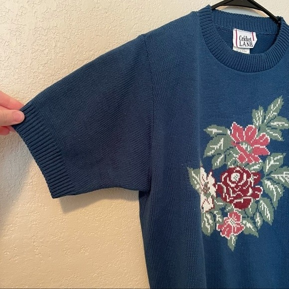 Vintage Floral Knit Short Sleeve Sweater size medium - Picture 3 of 5